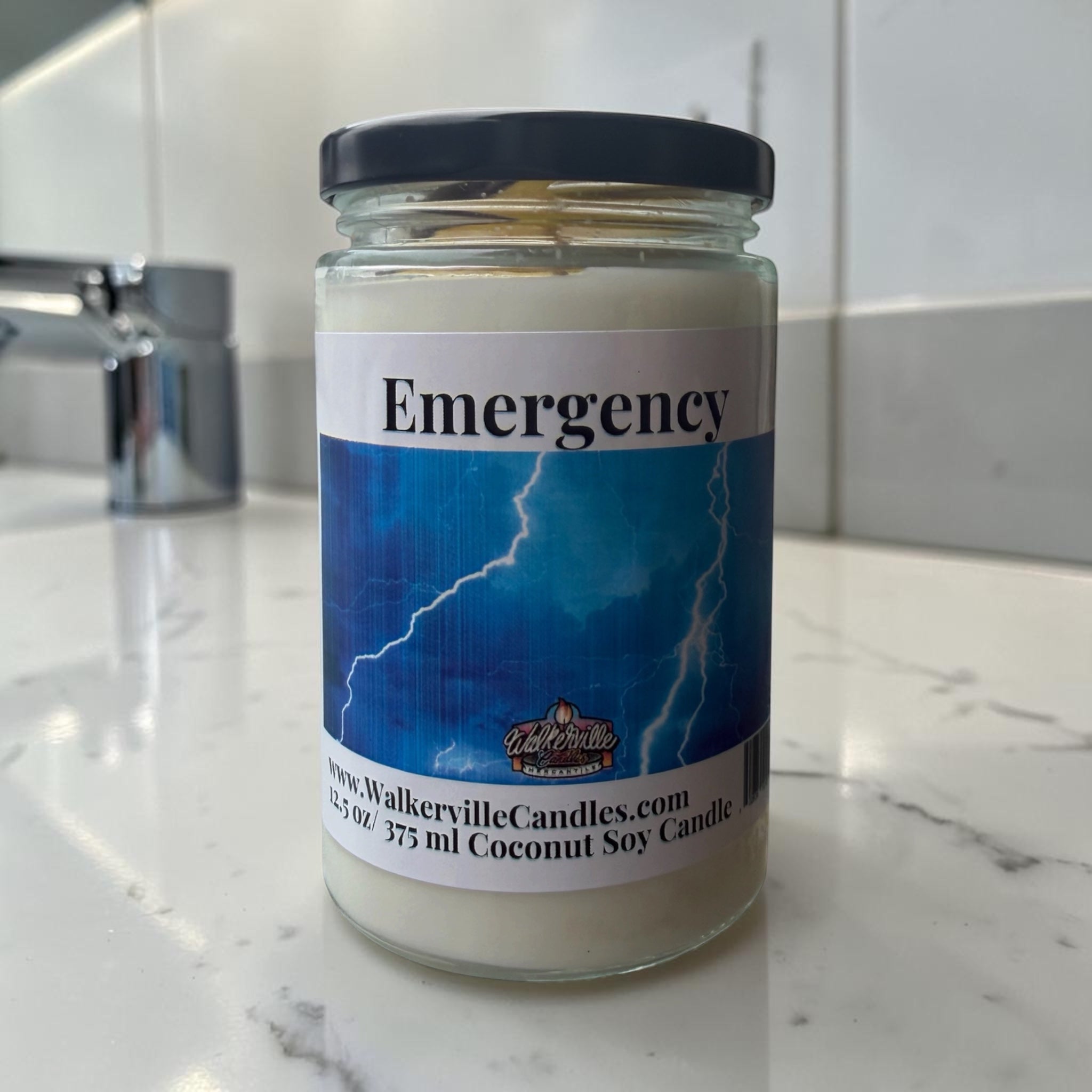 Emergency Candle Coconut Soy 12.5 oz/ 375 ml Candle Wood Wick