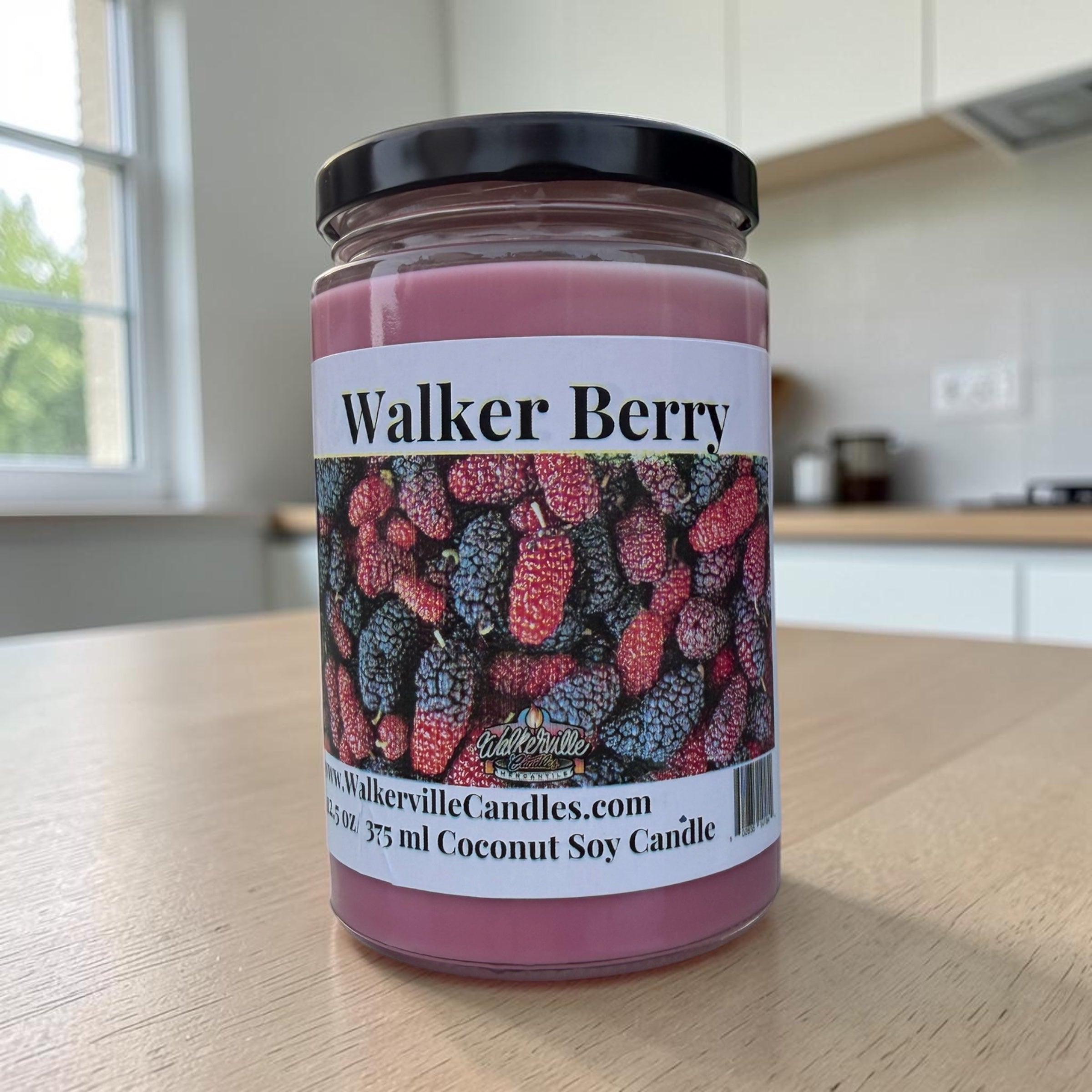 Walker Berry Coconut Soy 12.5 oz/ 375 ml Candle