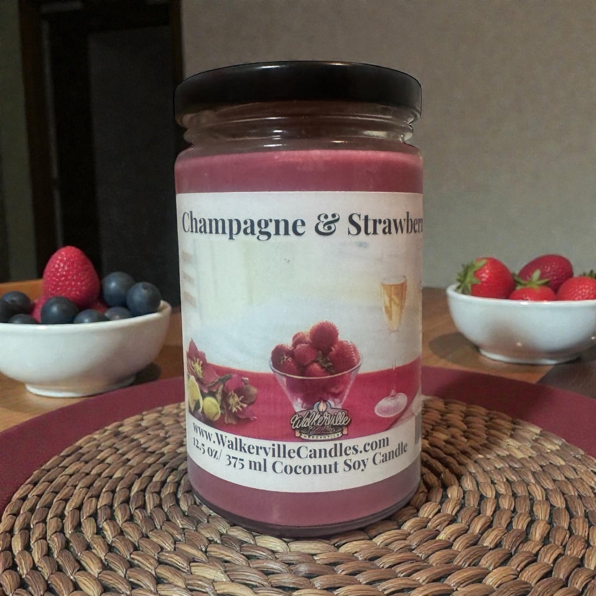 Champagne & Strawberries Coconut Soy 12.5 oz/ 375 ml Candle Wood Wick - Walkerville Candles