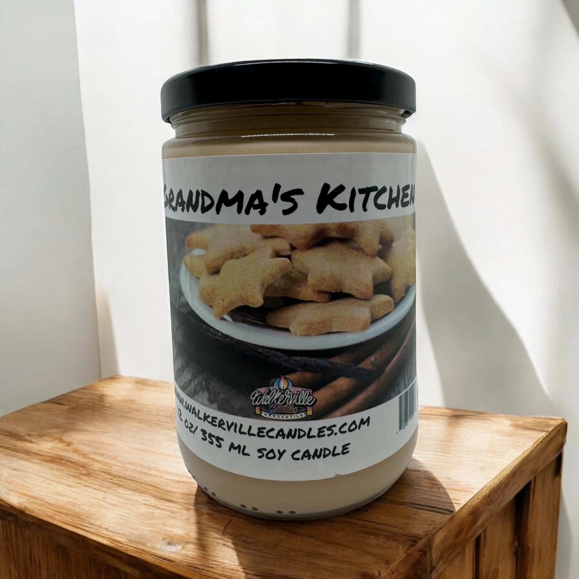 Grandma's Kitchen Vegan Coconut Soy 12 oz/ 355 ml Candle Hand-poured, Eco-friendly, Clean Burning, Bakery, Food, Drink Wood Wick
