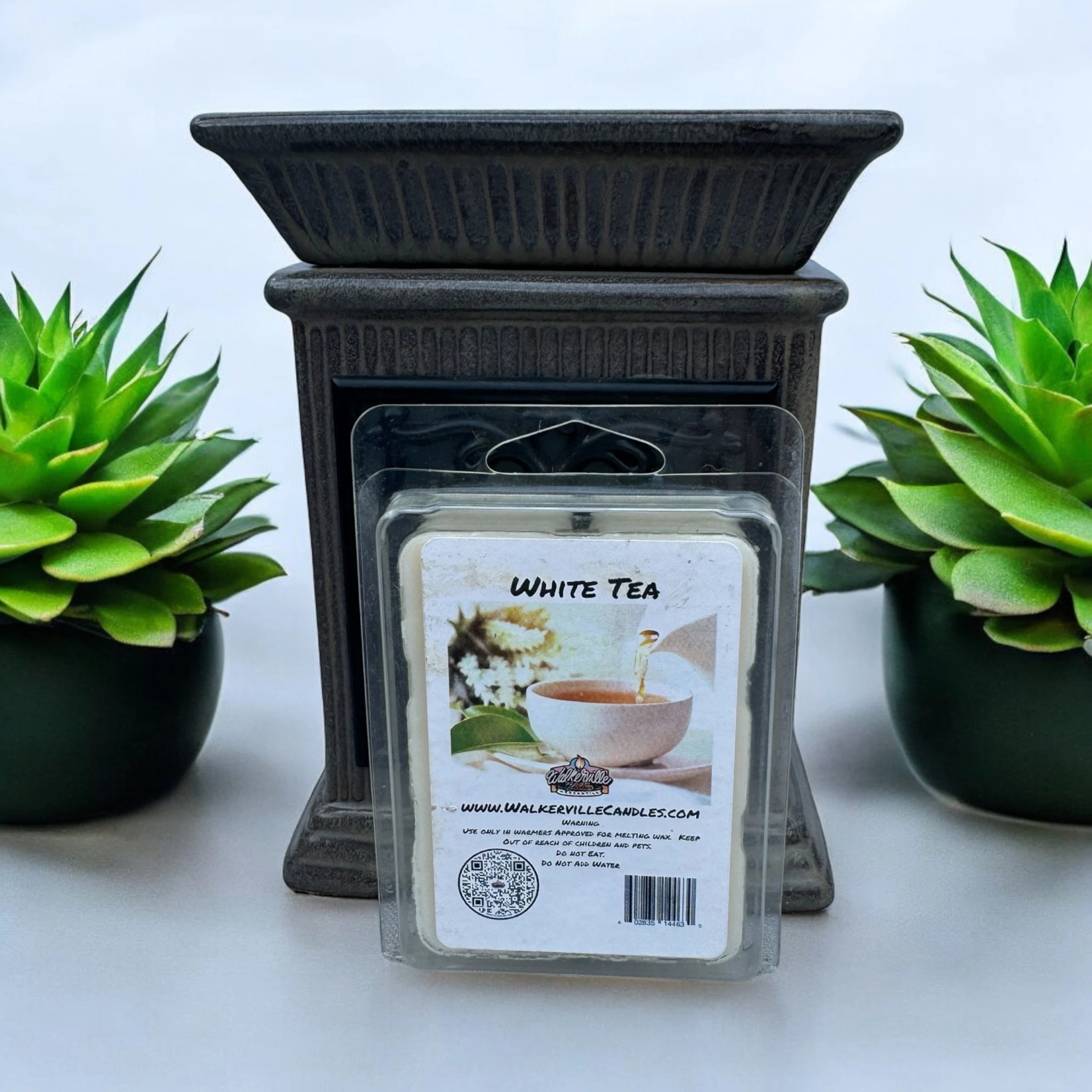 White Tea Vegan Soy wax, Hand-poured, Eco-friendly Bakery Food Drink Woodsy Clean Wax Melt